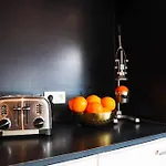 Amazon Corten Semesterbostad Marche-en-Famenne