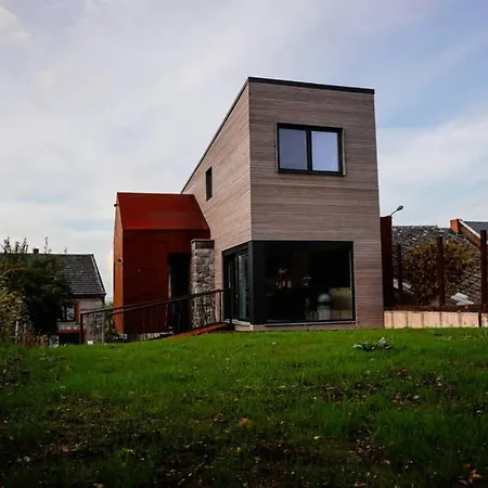 Amazon Corten * Marche-en-Famenne