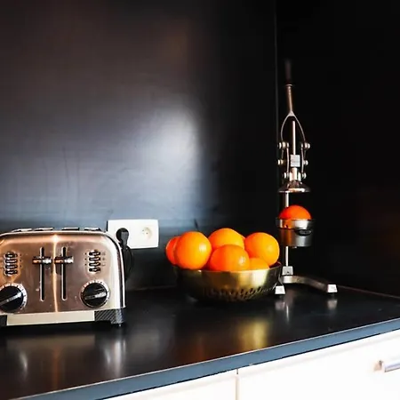 Amazon Corten Vakantiehuis Marche-en-Famenne