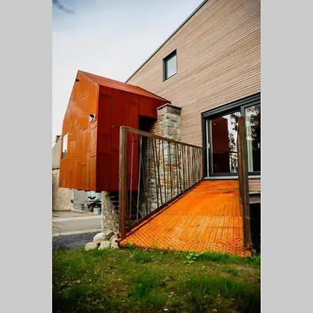 Amazon Corten Vakantiehuis *